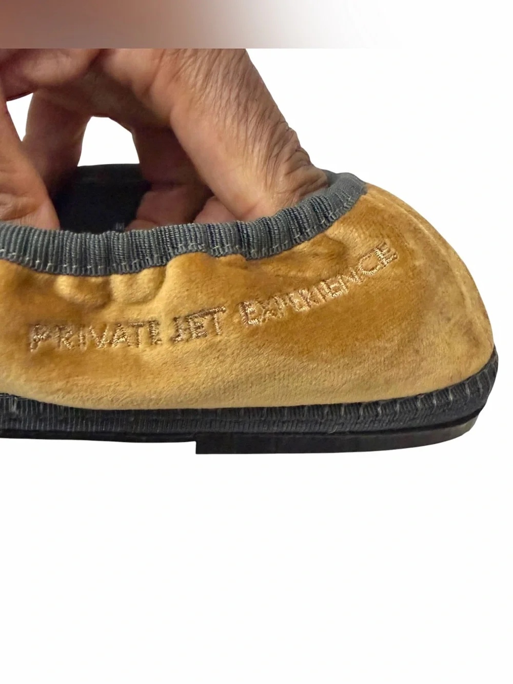 BN Four Seasons Vivi Friulane Velvet Slippers Women’s Medium US 8-9 New Luxury